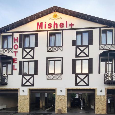Mishel Plus Hotel Charkiv Esterno foto